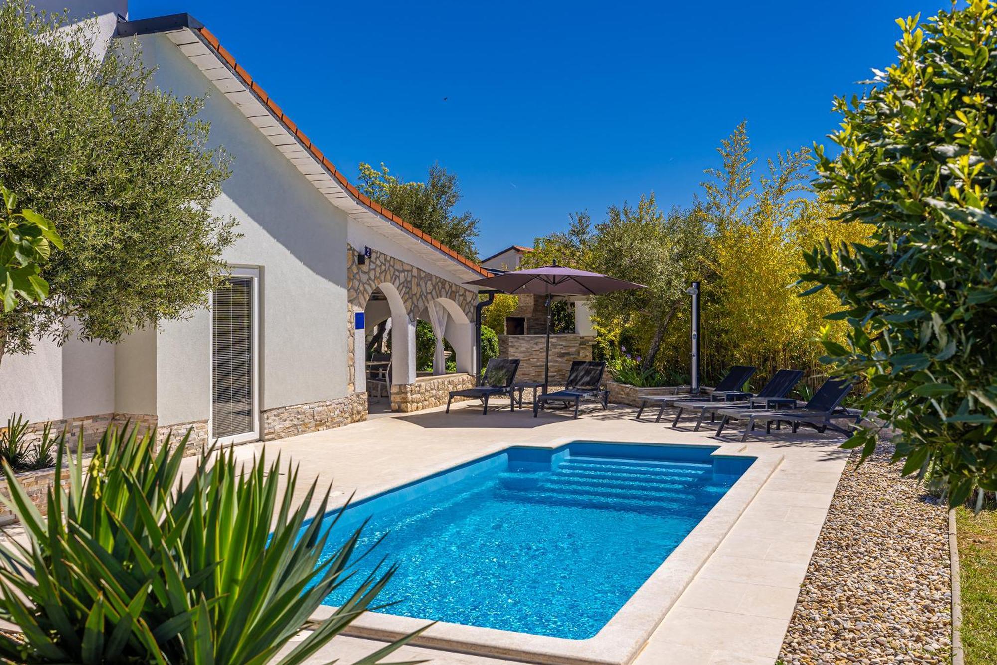 Holiday House Kai With Private Pool Pinezici  Luaran gambar